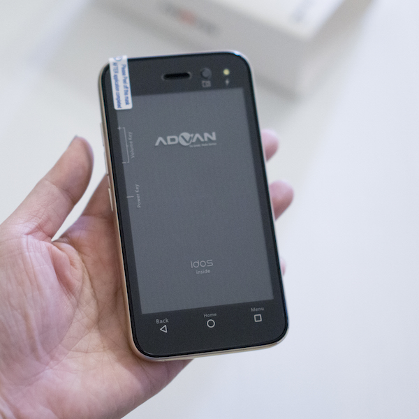 advan vandroid s4z (3)