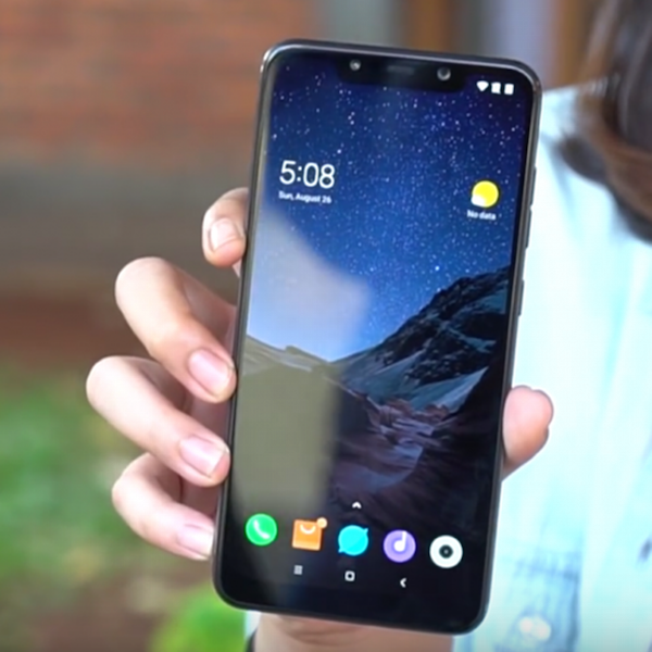 Xiaomi Pocophone F1 (2)